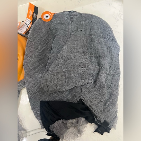 Light-Up Pumpkin Halloween Mask. One size fits most - Picture 7 of 8